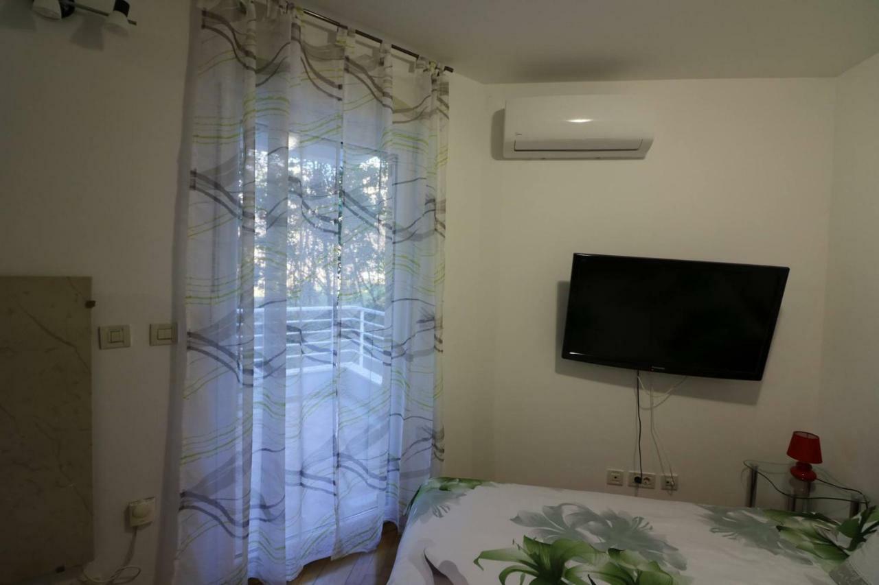 Benedetta Apartment *
